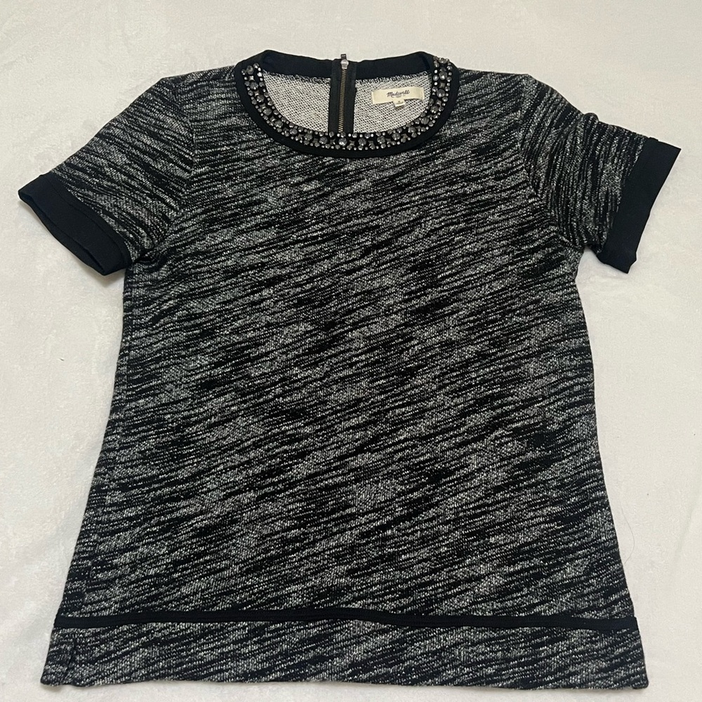 Black and Gray Short Sleeve Top